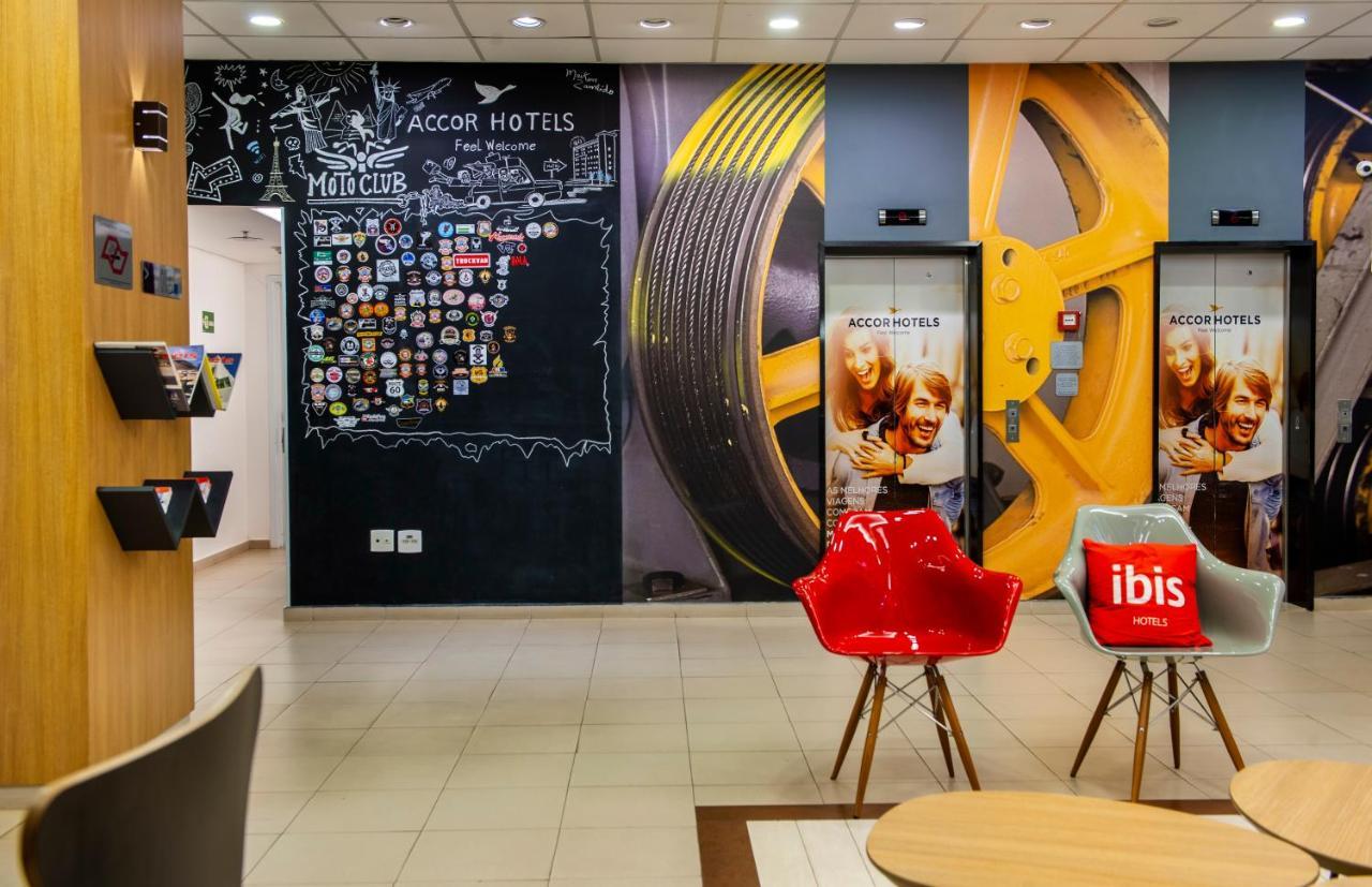 Ibis Ourinhos Hotell Exteriör bild