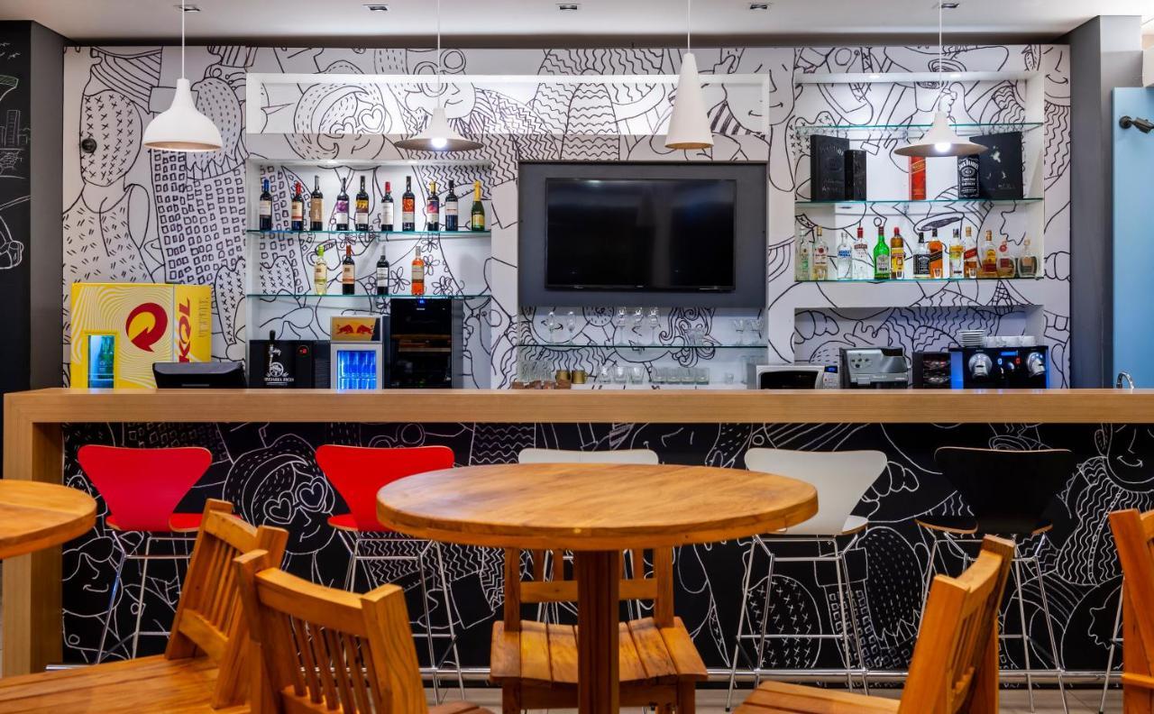 Ibis Ourinhos Hotell Exteriör bild