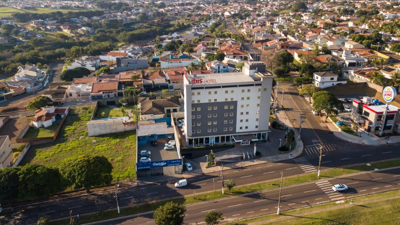 Ibis Ourinhos Hotell Exteriör bild